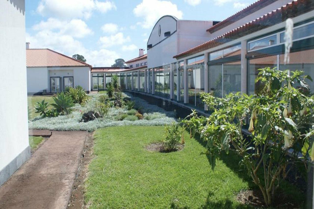 Hotel Santa Maria Вила до Порто Екстериор снимка